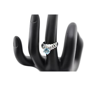925 Sterling Silver Solitaire Topaz Ring Size 5.75